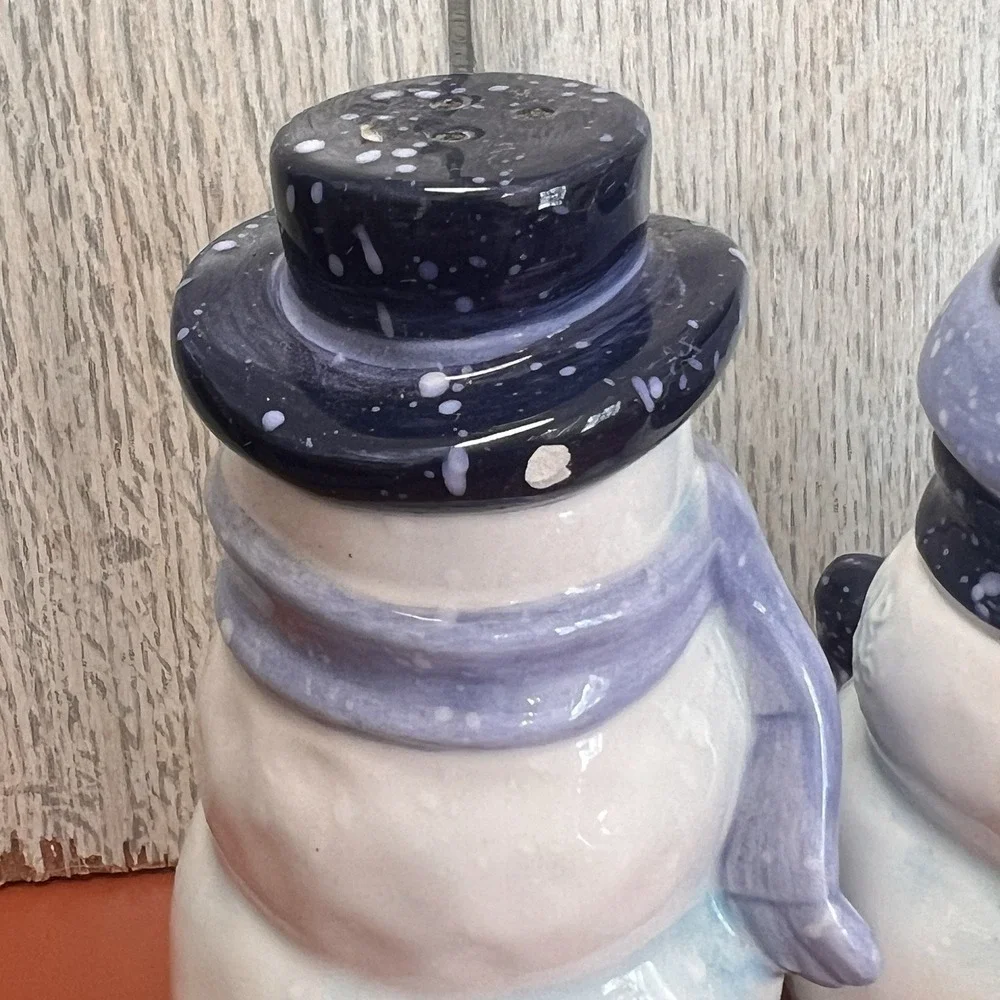 HOME Snowmen Blue And White Salt & Pepper Shakers Ceramic Christmas Kitchen